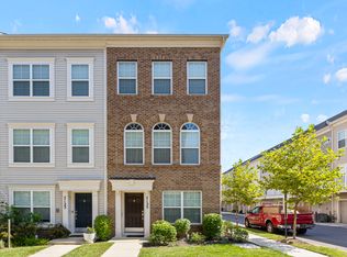 7125 Rowlock Aly, Beltsville, MD 20705