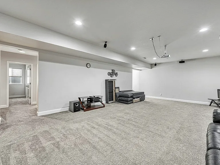17770 E Anthem Dr — Photo 23