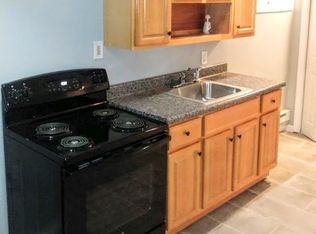 1052 Grove St, Irvington, NJ 07111