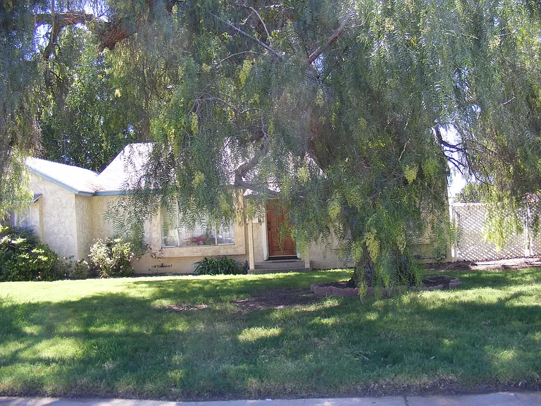 15252 Devonshire St — Photo 22