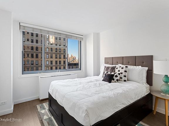5th image of 2021 Broadway #10F