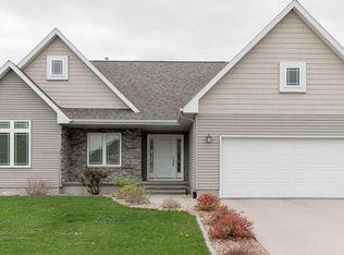 4370 Windemere Way, Marion, IA 52302