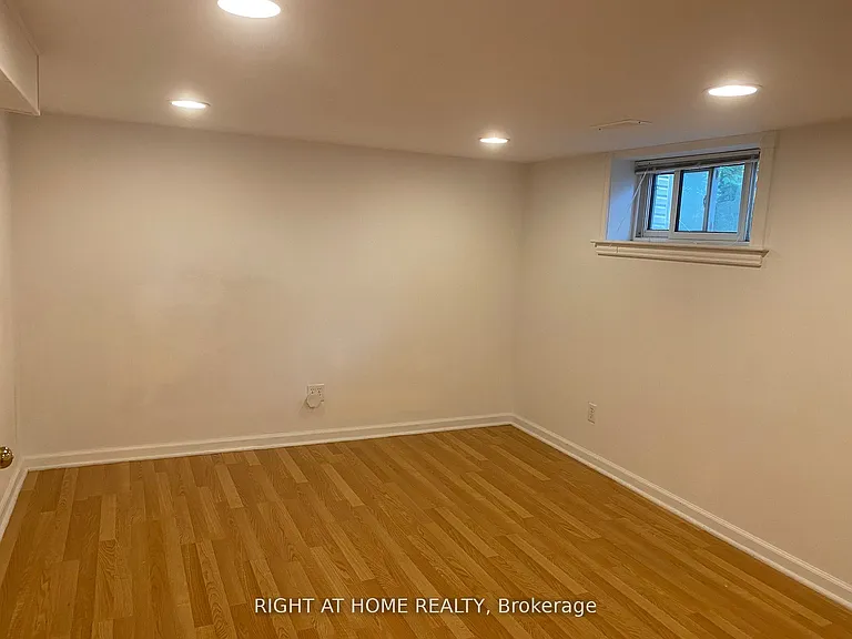 36 Newton Dr #BASEMENT — Photo 6