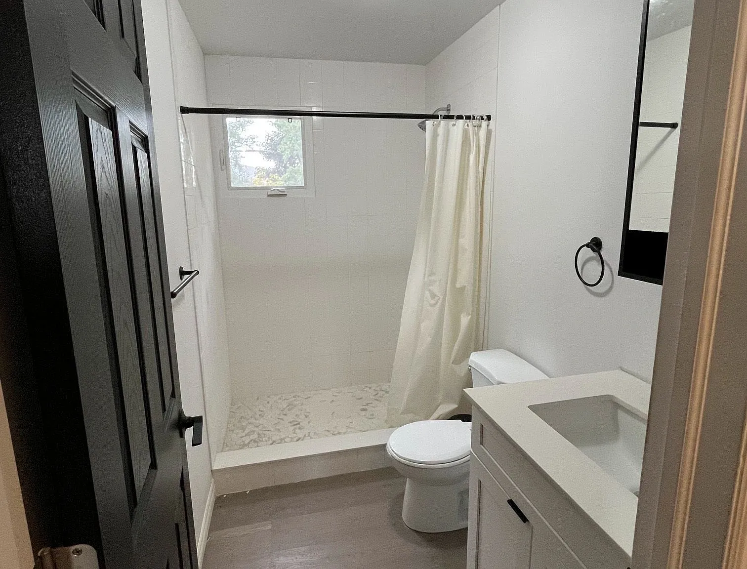 2 bed, $2,300 — Photo 2