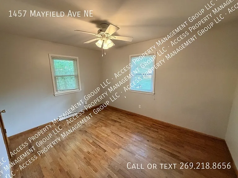 1457 Mayfield Ave NE — Photo 17