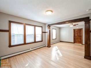3835 5th Ave S APT 4, Minneapolis, MN 55409