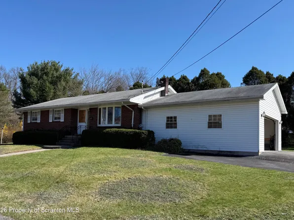 1001 Quarry St, Old Forge, PA 18518