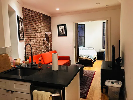 Rented by Keller Williams NYC | media 34