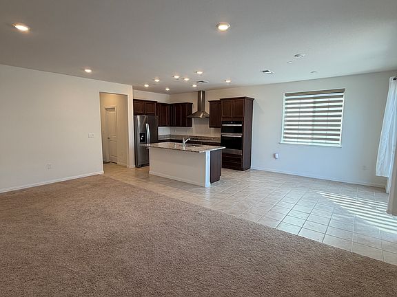 3rd image of 1505 Finestra Dr
