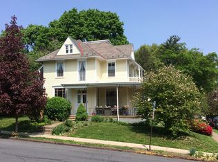 303 High St, Easton, PA 18042
