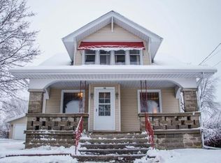 432 N Wisconsin Dr, Howards Grove, WI 53083