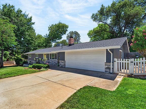 3rd image of 1439 Harpole Rd