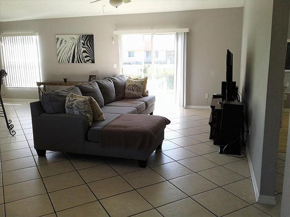 3rd image of 2483 SW Gay Cir