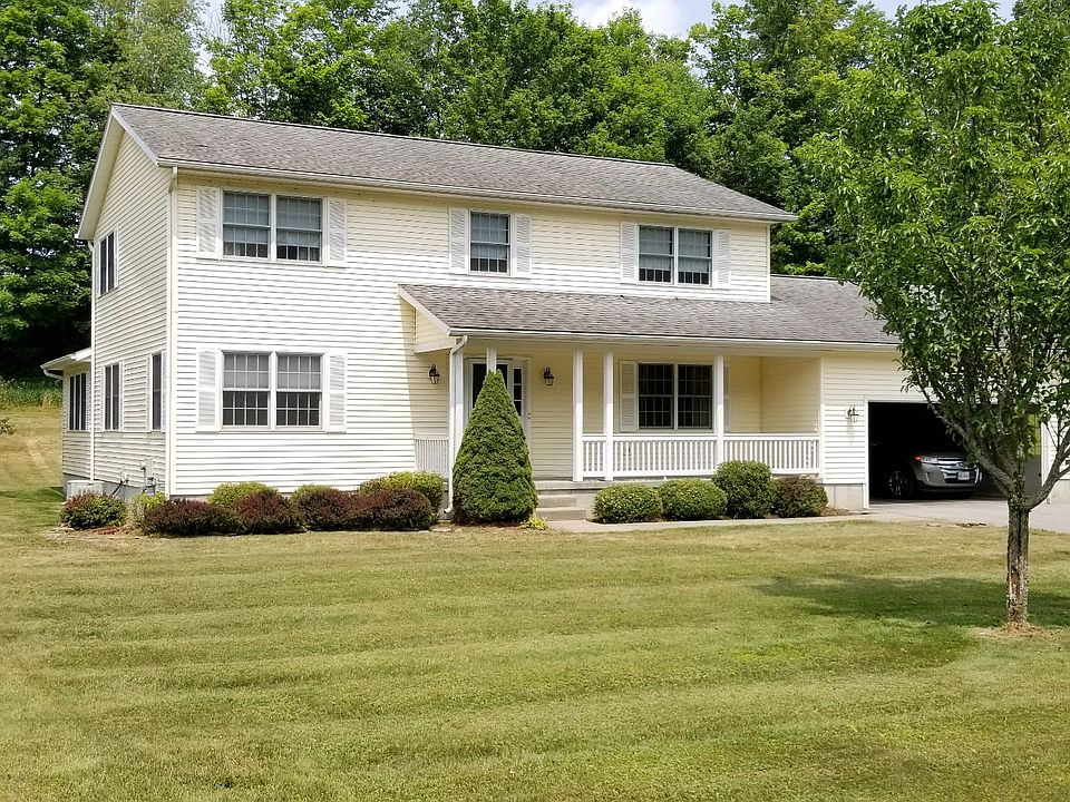 1st image of 52 Family Cir