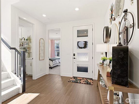 3rd image of 27214 SW Yarrow Lane
