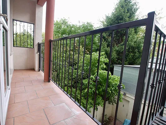 Rented by Oxford Property Group | media 9