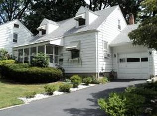 53 High St, Bloomfield, NJ 07003