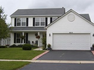 9215 74th St, Kenosha, WI 53142