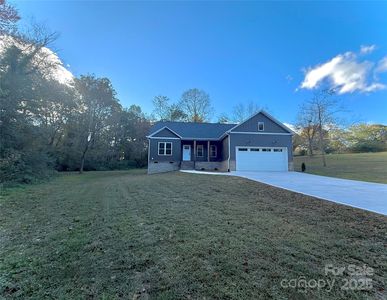 1471 20th St NE, Hickory, NC, 28601