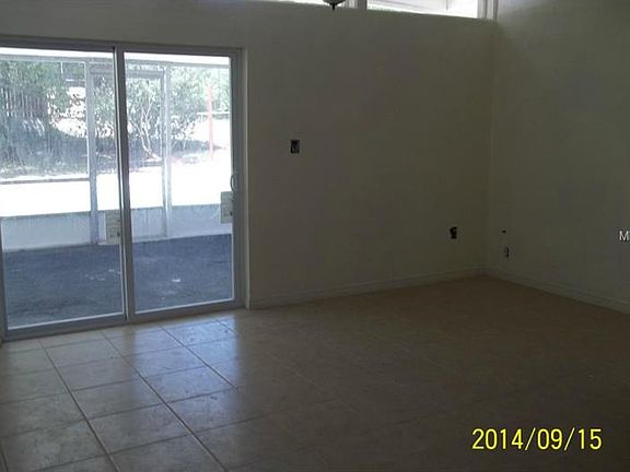 4th image of 1740 N Powers Dr