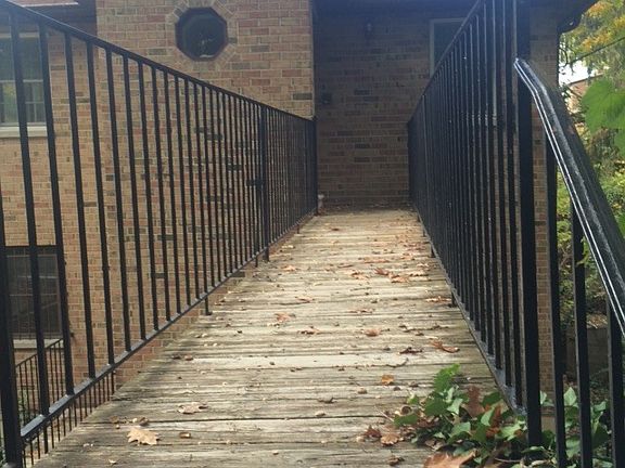 3rd image of 6014 Spencer Ave #2