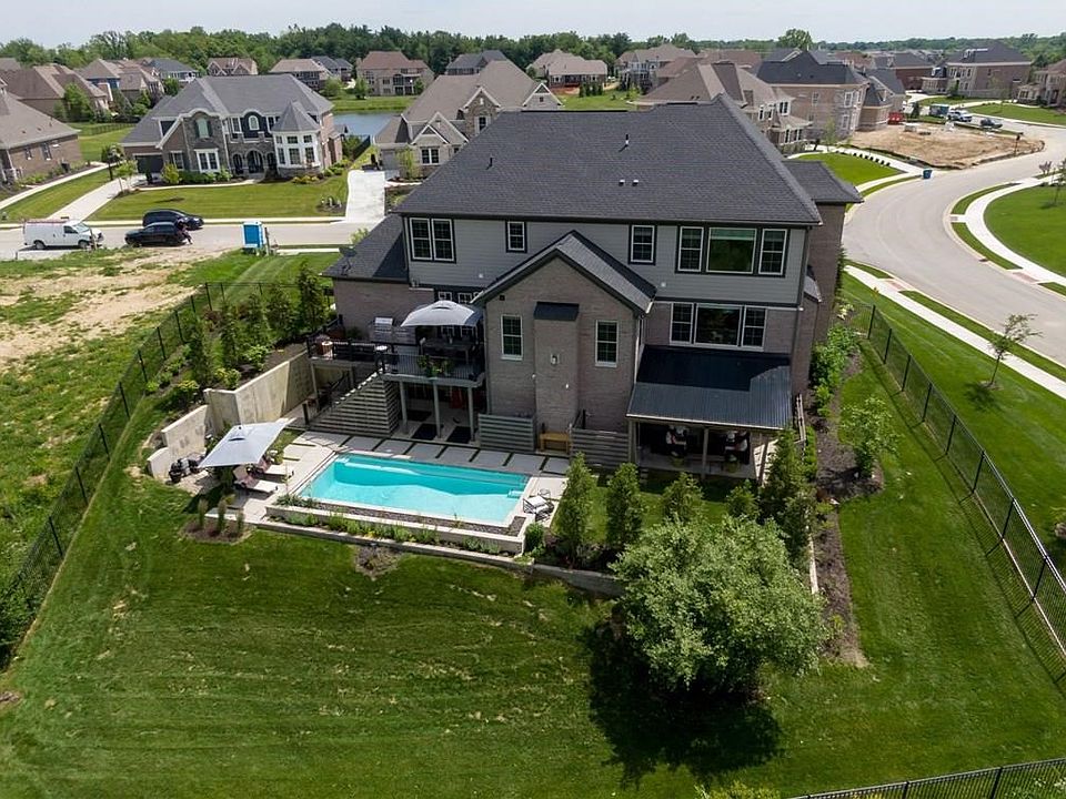 1st image of 14465 Pemberton Ln