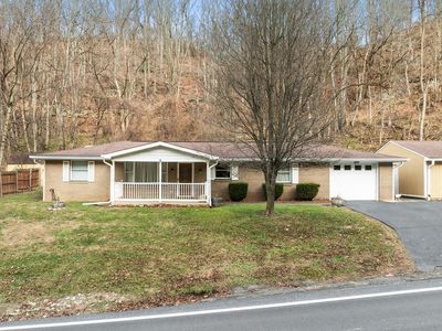 229 Washington Pike, Wellsburg, WV, 26070