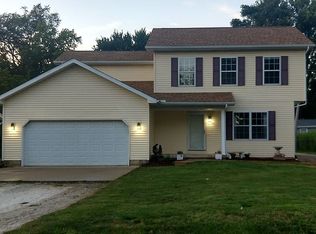 5617 W Closen Rd, Peoria, IL 61604