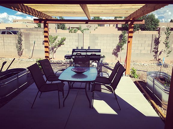 Outside entertainment area 