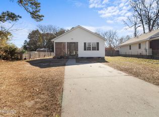 307 Paxton St, Elizabeth City, NC 27909