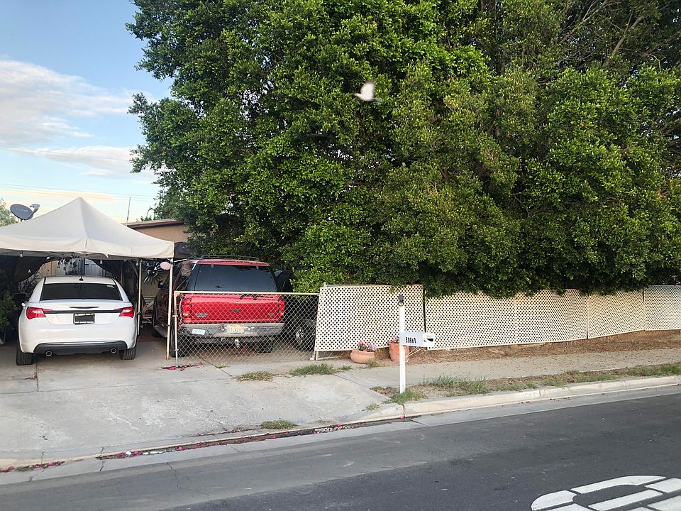 1st image of 50660 Calle Mendoza