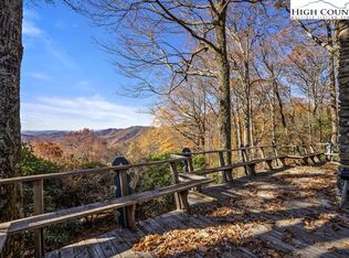 558 Blueberry Ln, Boone, NC 28607