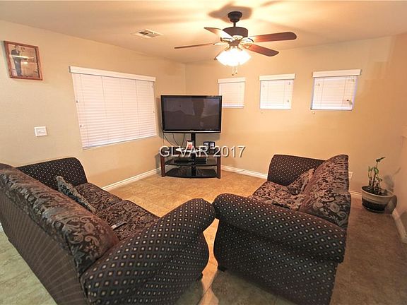 3rd image of 3914 White Cedar Dr