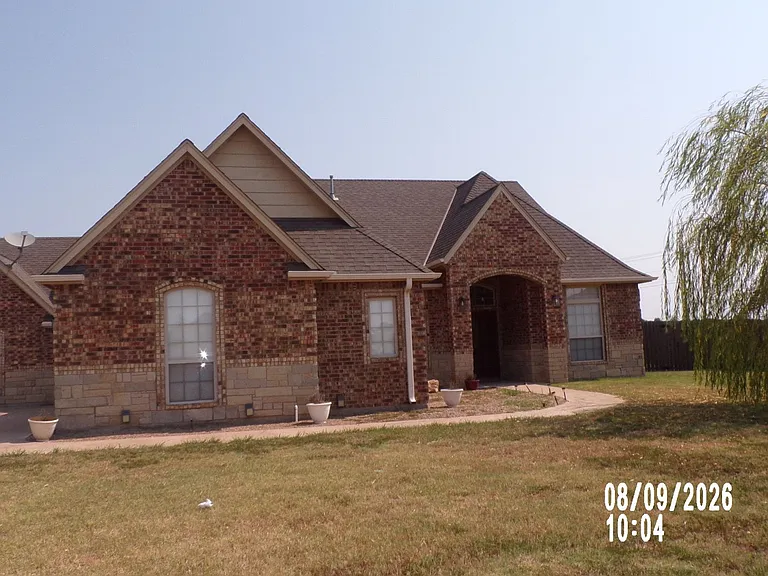 114 NW Sandy Trail Cir — Photo 1
