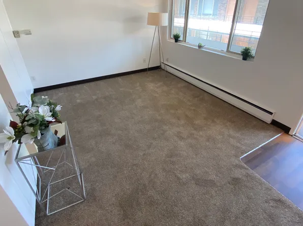 5217 University Way NE #308, Seattle, WA 98105