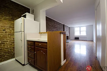 Rented by Wave Real Estate Group