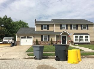 50 Plumstead Rd, Sewell, NJ 08080