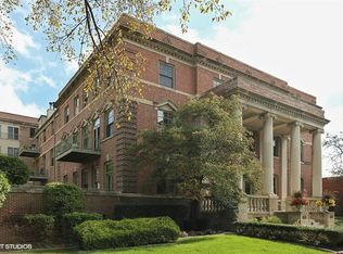156 N Oak Park Ave APT 1G, Oak Park, IL 60301