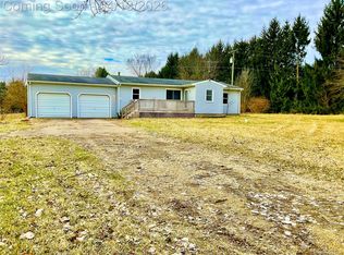 5464 Hollow Corners Rd, Dryden, MI