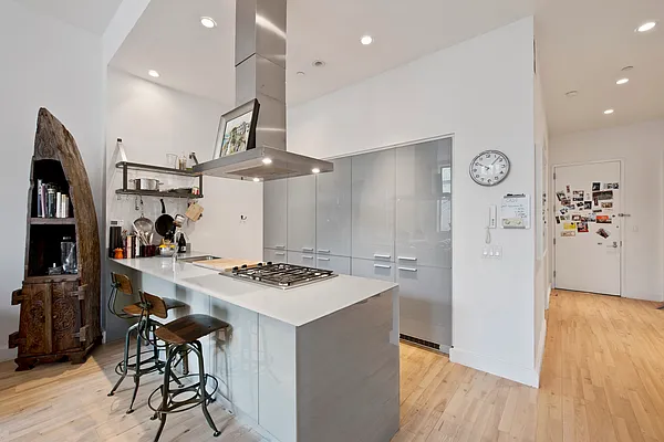 Sold by Nest Seekers International | media 2
