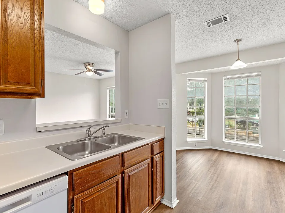 104 Mosscliff Cir #11