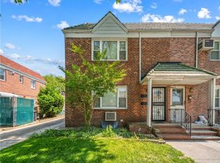7359 197th St, Fresh Meadows, NY 11366