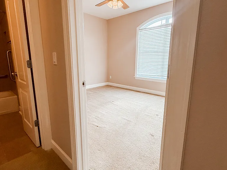 201 Mallard Pond Cir — Photo 21