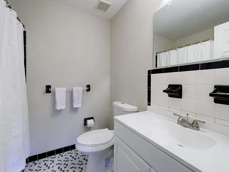 125 Conway Ct — Photo 21