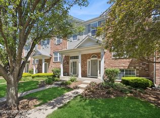 2527 Emily Ln, Elgin, IL 60124