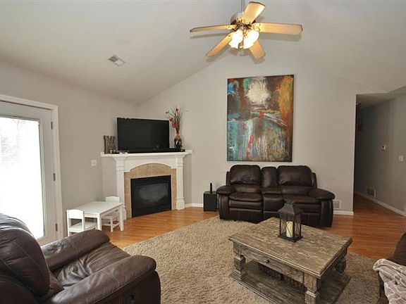 5th image of 5006 Sandstone Dr