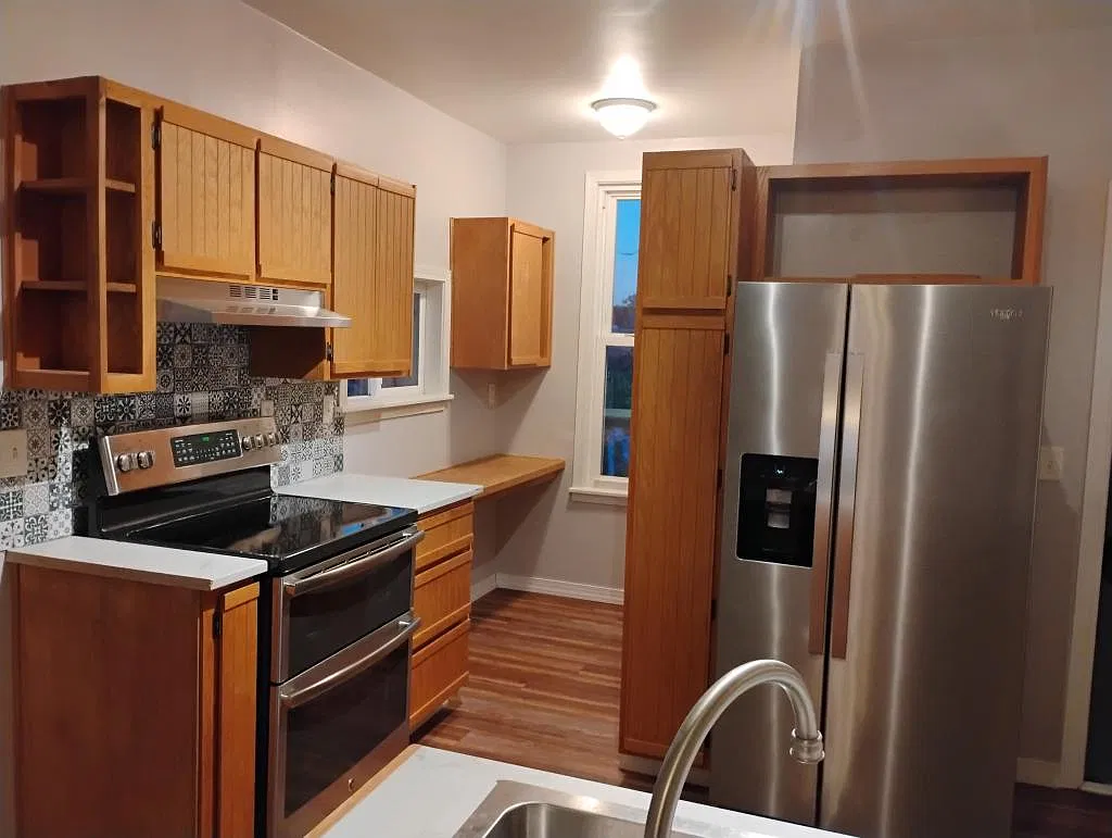 210 Lake St — Photo 2