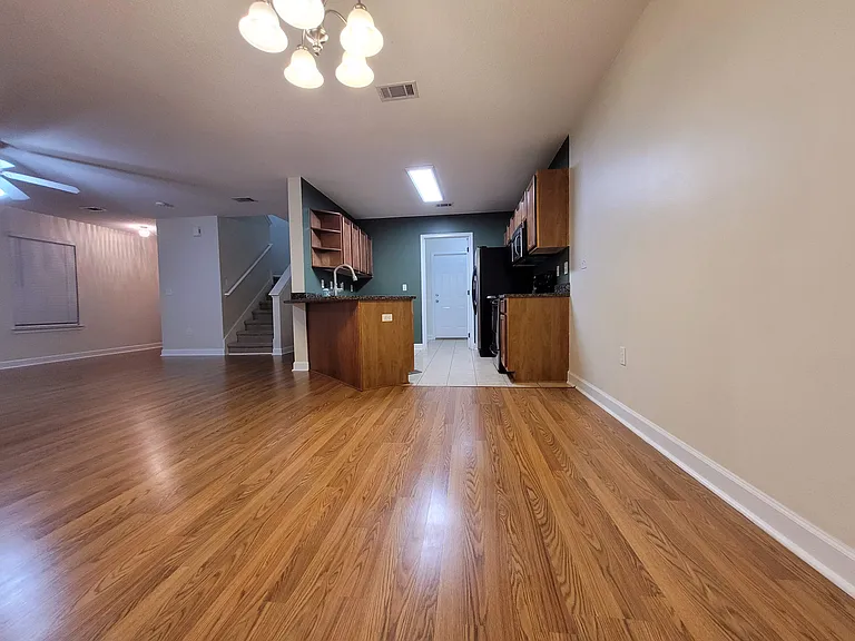 2809 Red Plum Ct — Photo 18