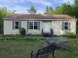 41 Daffodil Ln, Cumberland, ME 04021