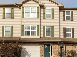 525 Fisher Dr, York, PA 17404
